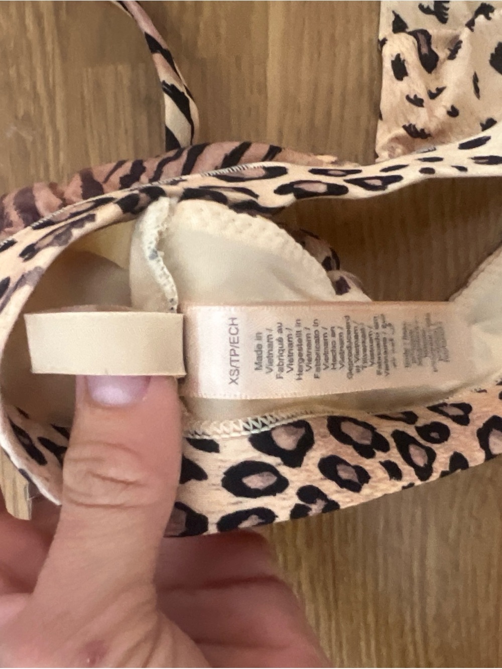 SKIMS Sand Multi Animal Triangle Bralette - Picture 3 of 4